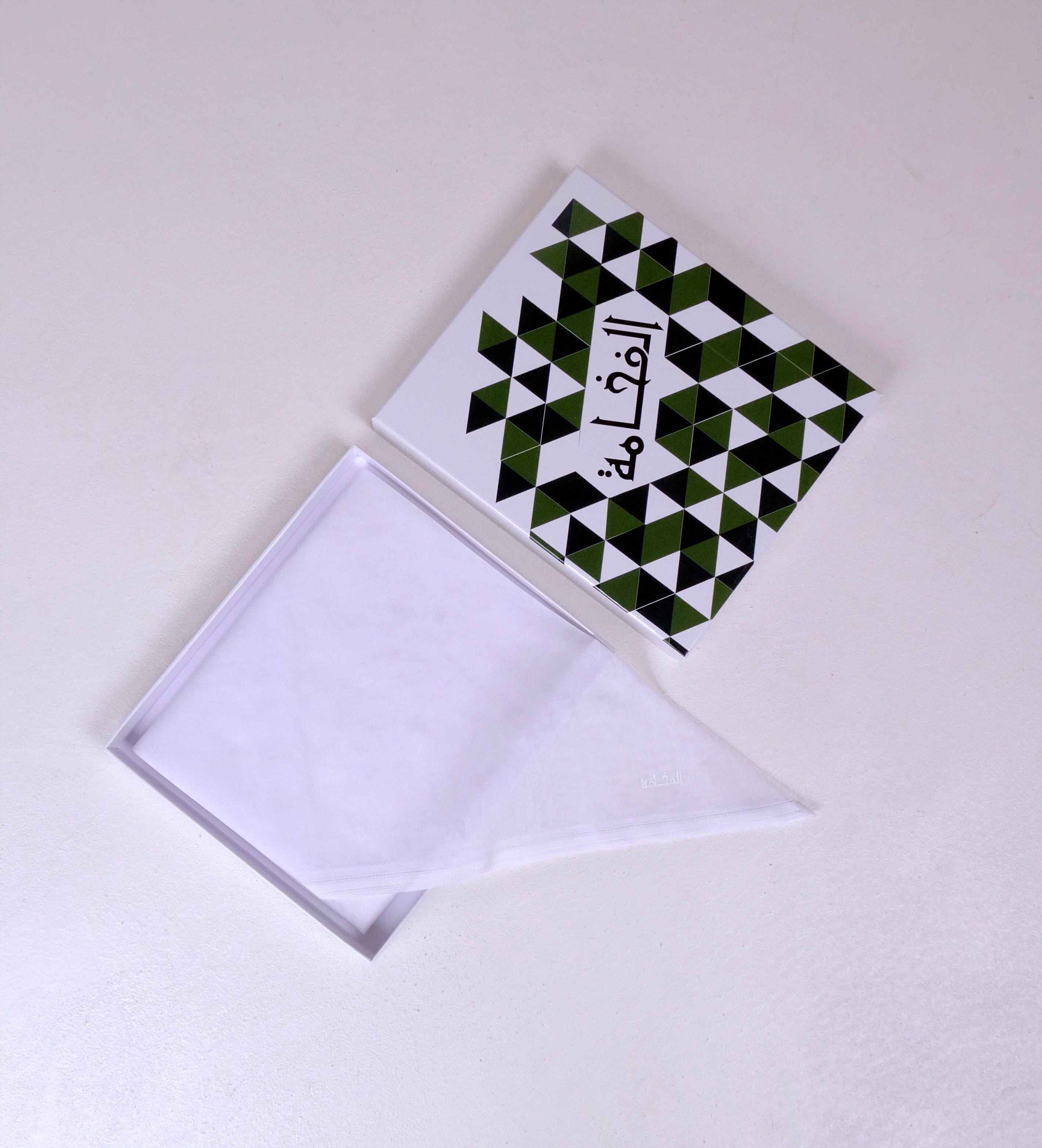 غترة رجالية سويسرية من فخامة بنسيج قطني فاخر