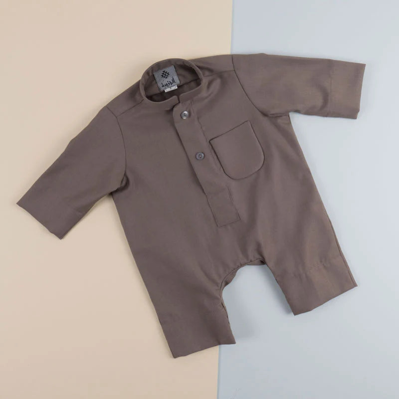 Newborn Winter Dishdasha by Al Jazeera