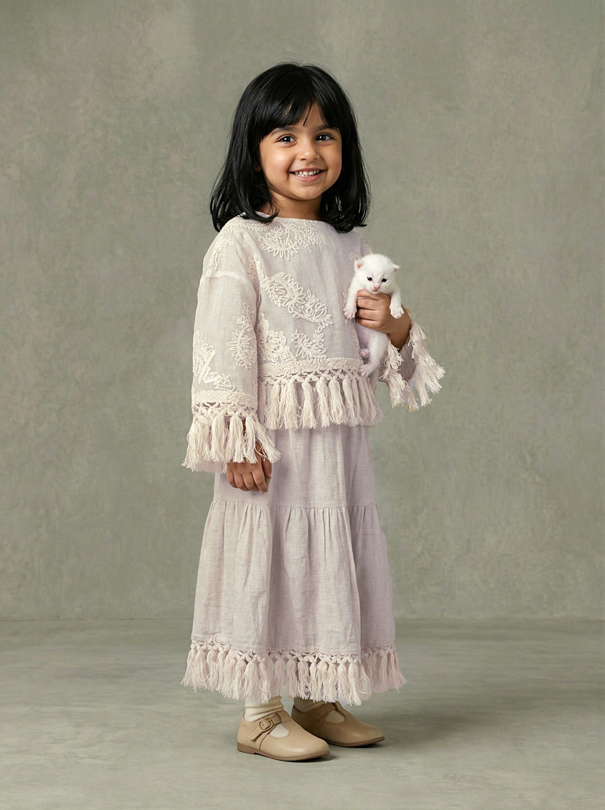 دراعة بيج للبنات من تيا