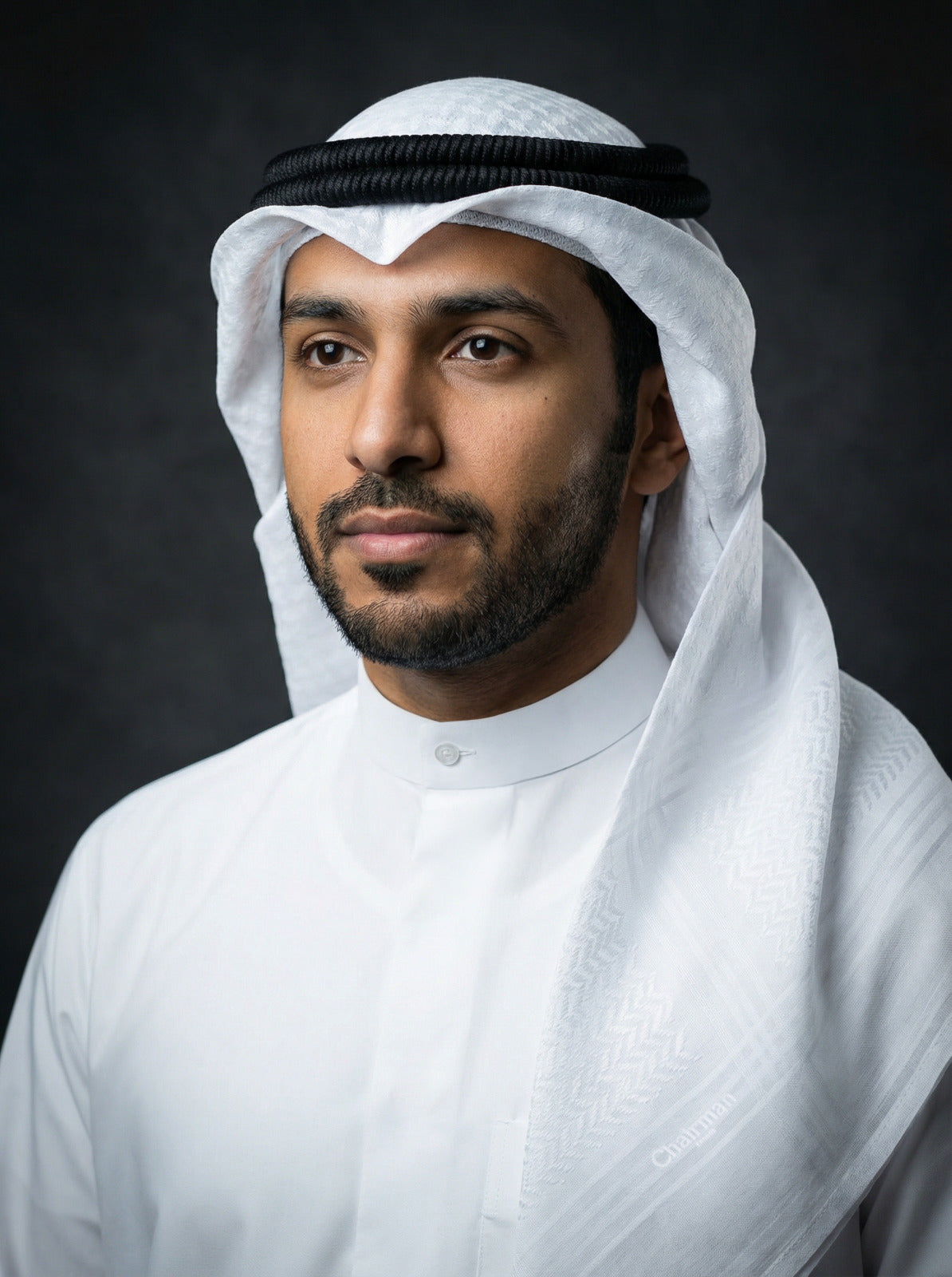 شماغ رجالي أحمر بنسيج فاخر