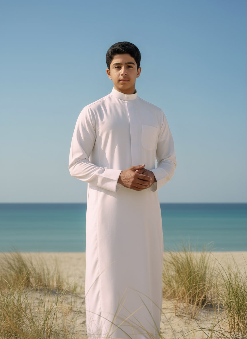 دشداشة صيفية للشباب من الجزيرة بتصميم أنيق