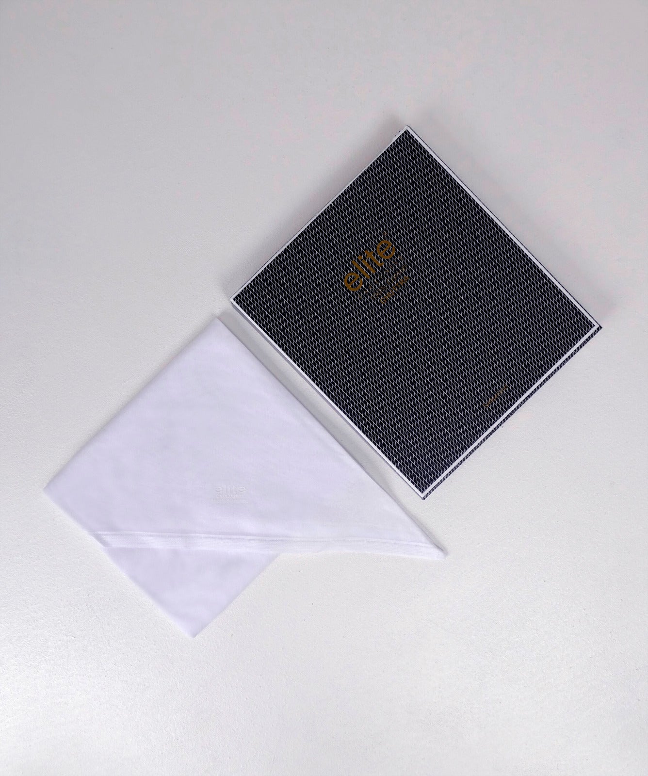 غترة رجالية سويسرية من إيليت بنسيج قطني فاخر