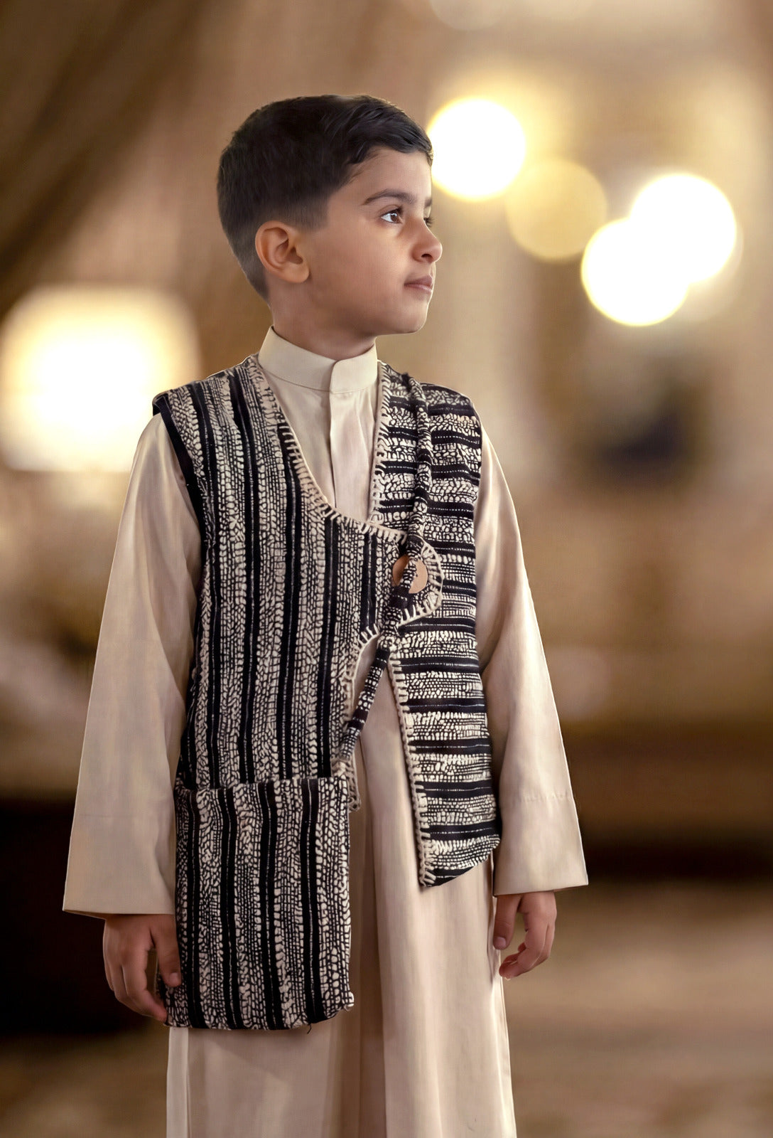 سديري بلون أزرق داكن للأولاد مع حقيبة للقرقيعان