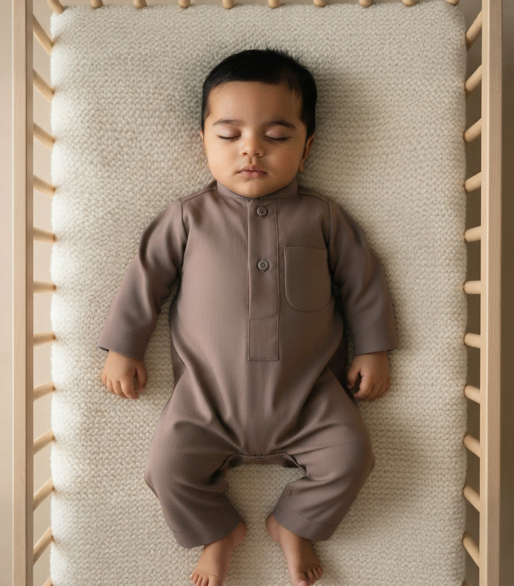 Newborn Winter Dishdasha by Al Jazeera