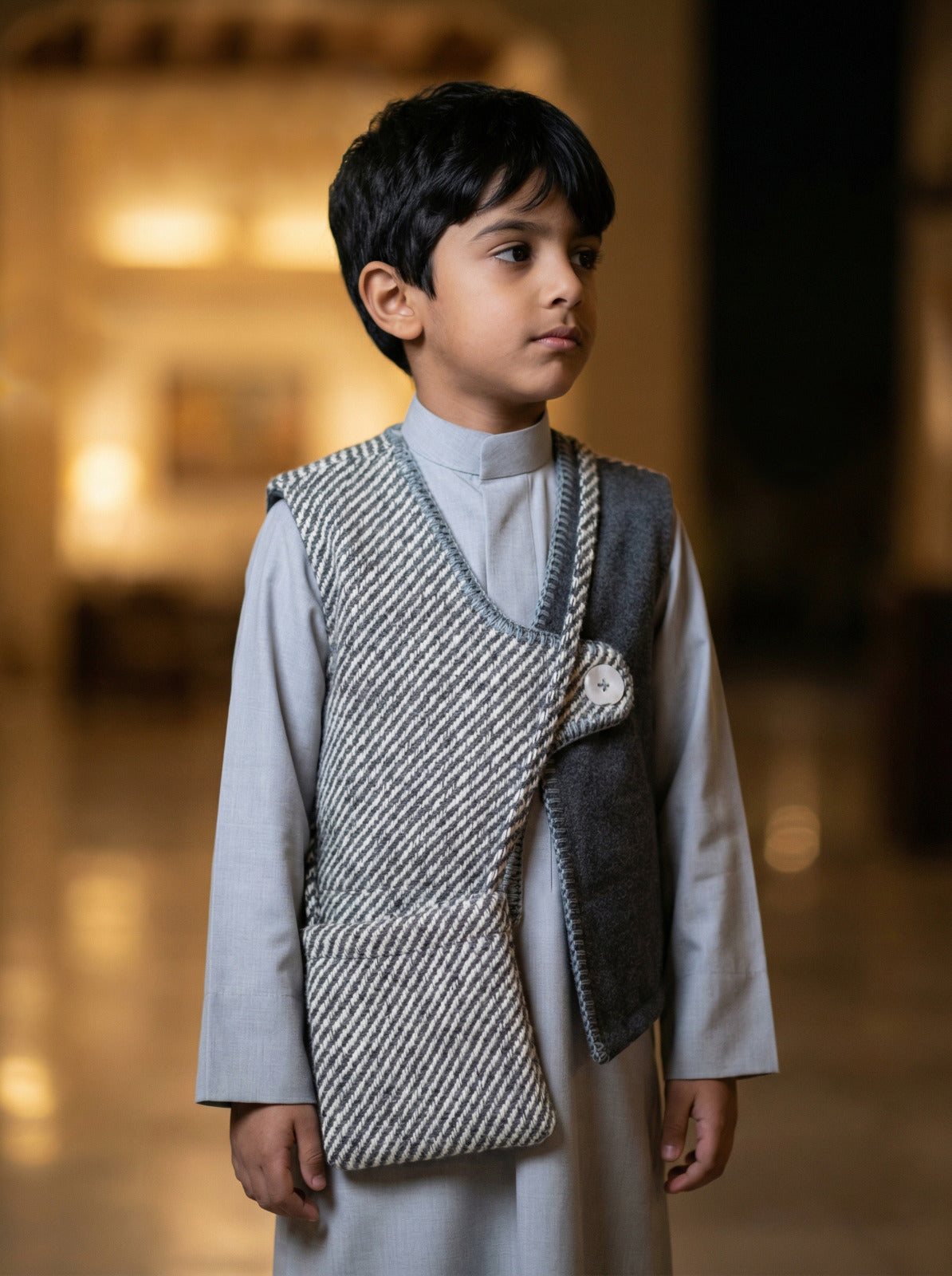 Boys’ Light Grey Gergean Vest With Bag