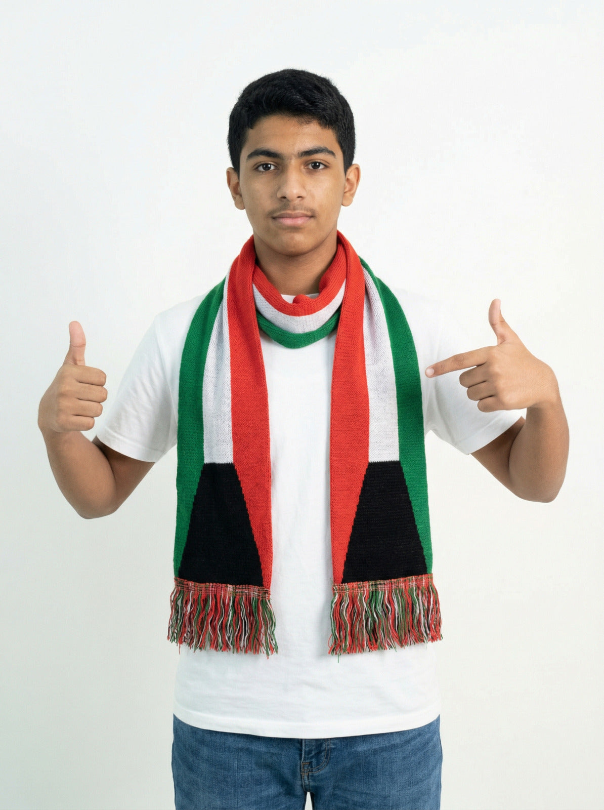 كوفية لليوم الوطني من ثوبي